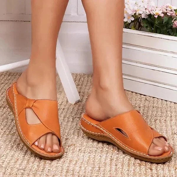 ✨👡【Wyprzedaż letnia】🔥🌈【35-43】Nowe letnie modne wygodne damskie skórzane sandały domowe kapcie na zewnątrz