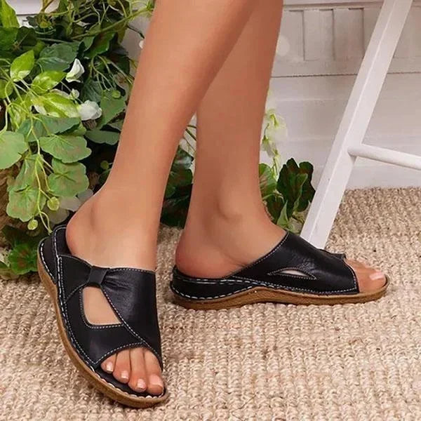 ✨👡【Wyprzedaż letnia】🔥🌈【35-43】Nowe letnie modne wygodne damskie skórzane sandały domowe kapcie na zewnątrz