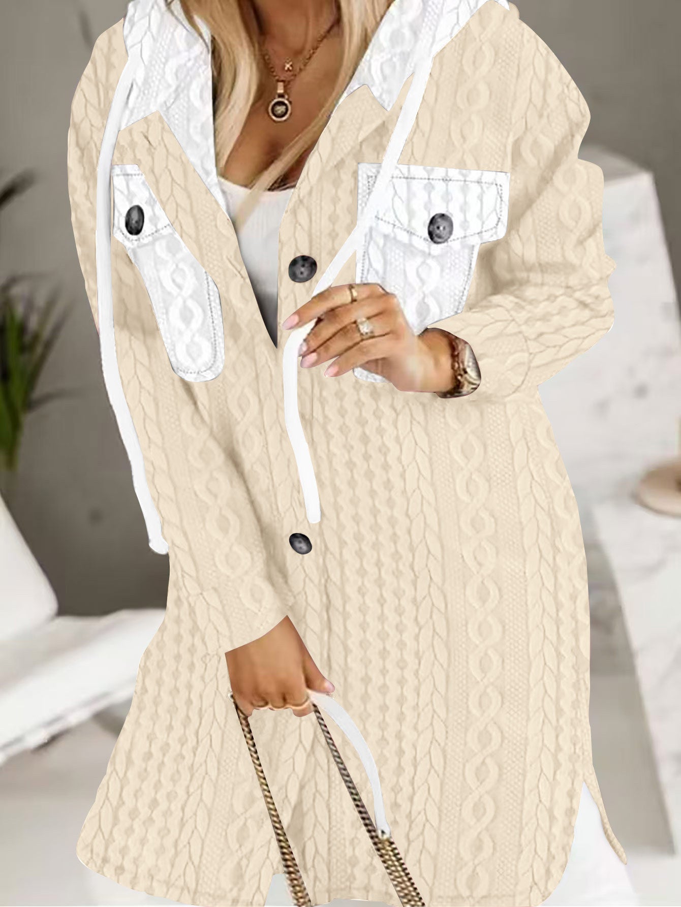 【Sezonski popust -47%🔥🔥】Ženska jopa s kapuco, izolirana in v večjih velikostih