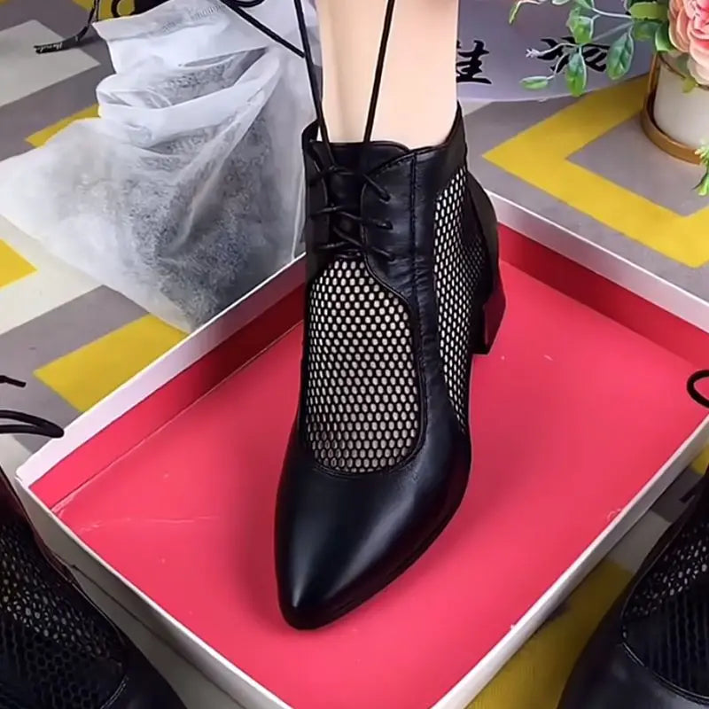 🔥🔥【35-40】【Gorąca wyprzedaż】Modne damskie sznurowane buty z siateczki na średnim obcasie